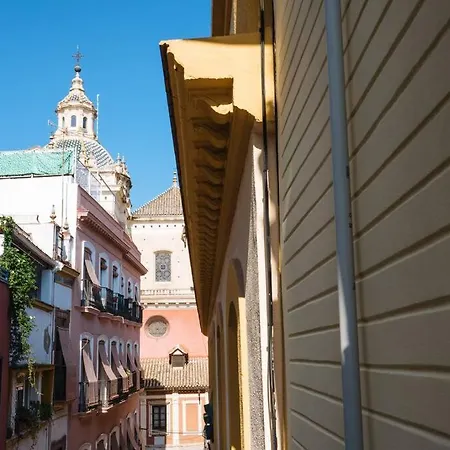 Andalusian Flavour In Heart Of * 4'giralda *
