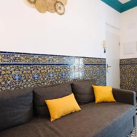 Andalusian Flavour In Heart Of * 4'giralda