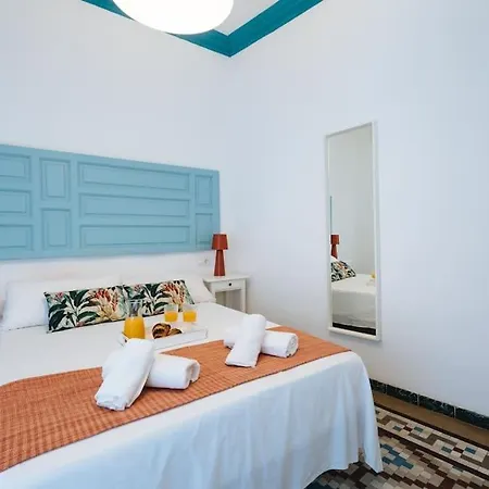 Andalusian Flavour In Heart Of * 4'giralda *