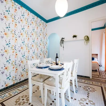 Andalusian Flavour In Heart Of * 4'giralda * Seville